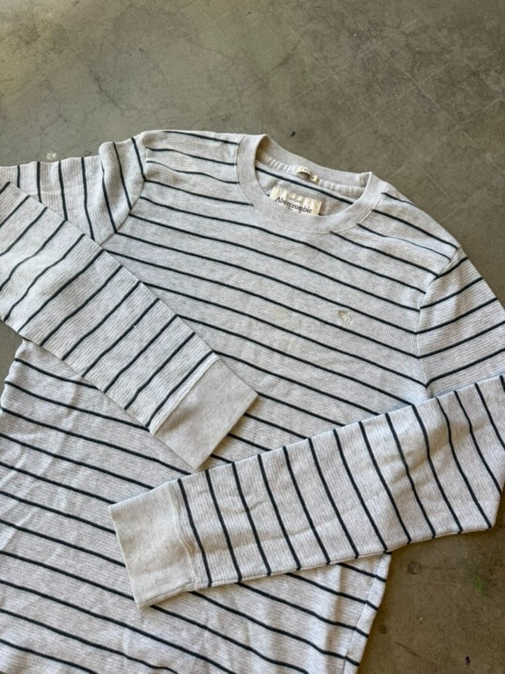 Abercrombie Muscle Fit Waffle Thermal Mens S Oatmeal Navy Stripe Crewneck